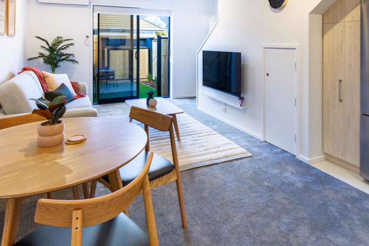 1 Bedroom 1 Bath, Executive Escape, Northlands Mall Christchurch Exterior foto